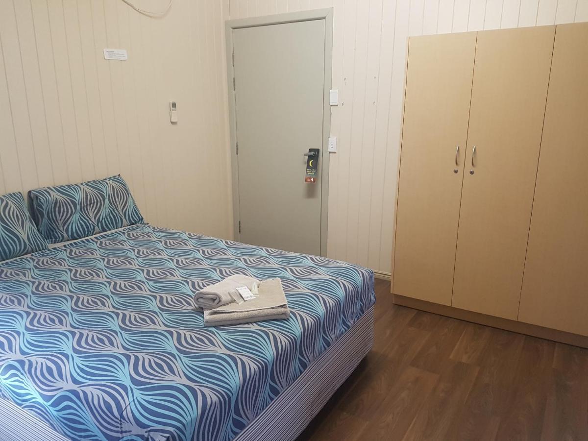 Pritchard Road Country Resort Emerald Ngoại thất bức ảnh